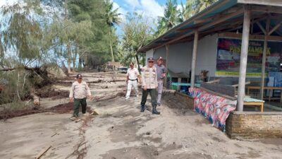 Abrasi di Pasir Jambak, 150 Meter Pantai Tergerus 