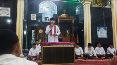 Bupati Pasaman Ajak Pejabat Pemkab Subuh Berjamaah