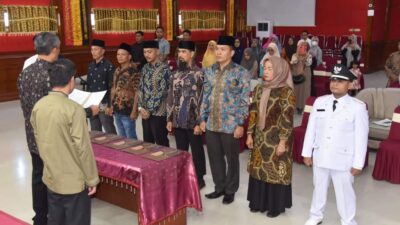 Pj. Walikota Pariaman Lantik Kepala Desa dan BPD