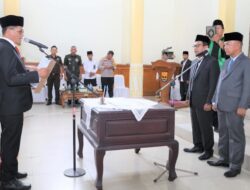 Edison TRD dan Zulfajar Dilantik Sebagai Anggota DPRD Kota Pariaman