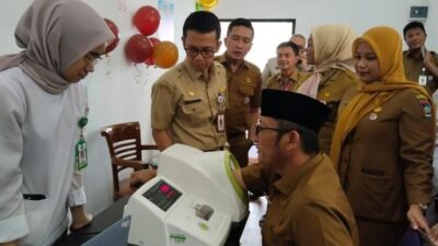 Hendri Septa Resmikan Pustu di Balaikota Aia Pacah