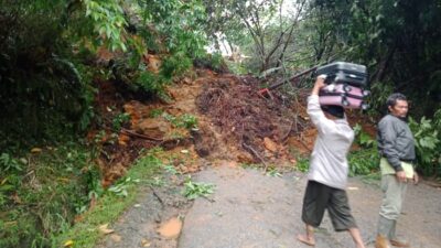 Jalan Padang – Sungai Penuh Sudah Bisa Dilalui