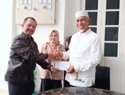 Gubernur Sumbar Mahyeldi Terdaftar di TPS 12 Jati Baru, Ajak Masyarakat Cek Status DPT dan Nyoblos di Pemilu 2024