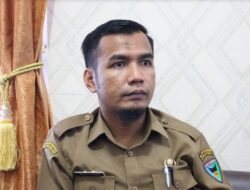 Pemkab Pessel Serahkan Bantuan Sembako untuk Korban Kebakaran