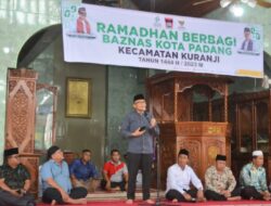 854 Warga Mendapat Bantuan Sembako dari Pemko dan Baznas Padang