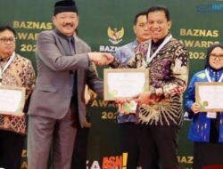 Pj Wako Padang Panjang Terima Penghargaan Baznas Award