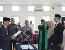 Bupati Lantik Pejabat Administrator, Pengawas dan Kepala UPTD Puskesmas