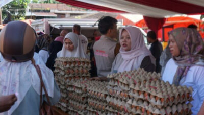 Sediakan Sembako Murah, Bazar Pangan Diserbu Masyarakat