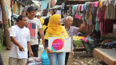Peduli Tanggap Darurat Banjir Padang, Indosat Ooredoo Hutchison Salurkan Bantuan