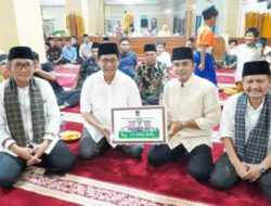 Safari Ramadan di Masjid Al Wustha, Wako Hendri Septa Evaluasi Program dan Bantuan Hibah
