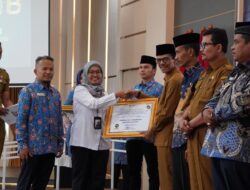 Tunjukkan Tren Positif Pelayanan Publik, Pemkab Limapuluh Kota Diganjar Penghargaan Ombudsman RI
