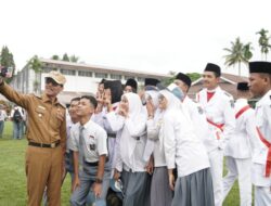 Jadi Inspektur Upacara di SMK Negeri 1 Guguak, Ini Kata Bupati Safaruddin