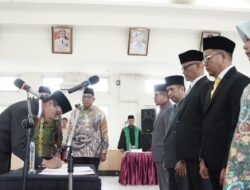 Dilantik Bupati Safaruddin, Herman Azmar Resmi Jabat Sekretaris Daerah Limapuluh Kota