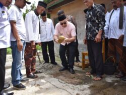 Peletakan Batu Pertama Pembangunan Masjid Muttahidin Kelurahan Parambahan