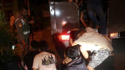 Diduga Hendak Balap Liar, Sembilan Remaja dan Sepeda Motor Diamankan Satpol PP Padang