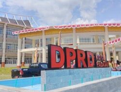 22 Wajah Lama Masih Bertahan di DPRD Padang