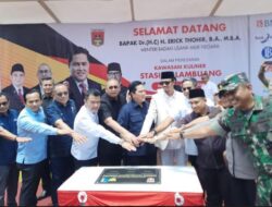 Erick Thohir Resmikan Pusat Kuliner Station Lambung Bukittinggi