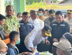 Menko PMK Tinjau Lokasi Banjir dan Longsor