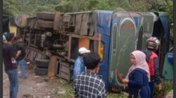 Bus ALS Alami Kecelakaan Tunggal di Malalak, Satu Orang Meninggal