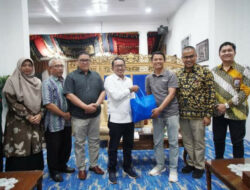 Rumah Zakat Sumatera Barat Distribusikan 100 Paket Bantuan Sembako di Tanah Datar