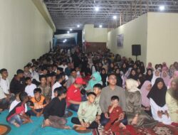 Bupati Andri Warman Haru Buka Puasa bersama anak Yatim dan Anak Asuhnya
