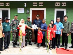 Terima Rumah Bantuan Program TMMD dari Semen Padang, Tangisan Netri Tak Terbendung