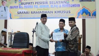 Bupati Pessel Safari Ramadan ke Masjid Taqwa Jambak