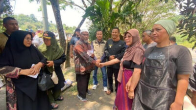 Ringankan Korban Banjir di Ngarai, Baznas Bukittinggi Salurkan Bantuan Tahap II