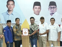 Epyardi Asda Ambil Formulir Pendaftaran Cagub ke Gerindra