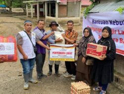 Berkolaborasi dengan GYD, Baznas Bukittinggi Salurkan Bantuan Bencana