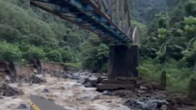 Padang-Bukittinggi Terputus Total, Kapolres Imbau Gunakan Jalur Alternatif