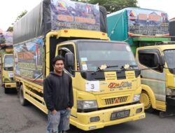 12 Truk DPP Gebu Minang untuk Bantuan Bencana Alam Tiba di Batusangkar