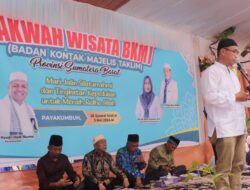 Ribuan Jamaah Hadiri Dakwis BKMT Sumatera Barat