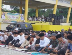 Ribuan Warga Padati Sholat Idul Fitri di RTH Mahkota Berlian