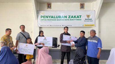 Baznas Bukittinggi kembali Salurkan Dana Zakat kepada Mustahik