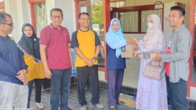 Anggota DPRD Pessel Sri Kumala Dewi Bantu Adminduk untuk Perekaman KTP-el di Lengayang