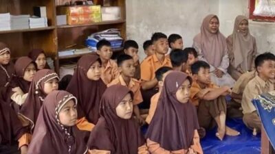Pelajar dan Guru Pariaman Antusias Ikuti Nonton Bareng Literasi Digital