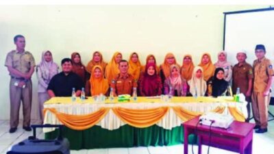 Kolaborasi Kreatif Program Studi Kewirausahaan Universitas PGRI Sumatera Barat dengan SMK 1 Lubuk Sikaping Sebagai Dosen Tamu Bidang Sosial Media Ads