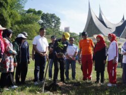 Peringati HUT ke-79, PMI Limapuluh Kota Gelar Senam Masal Hingga Penanaman Pohon