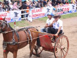 Pacu Kuda Piala Gubernur Sumbar di Gelanggang Pacu Kuda Kubu Gadang Dibuka Suprayitno