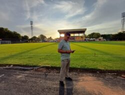Siang Ini, Semen Padang Vs Dewa United di Agus Salim