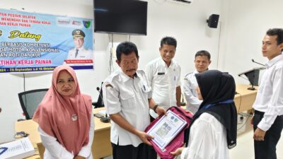 Ratusan Peserta Ikuti Pelatihan Service Sepeda Motor dan Pembuatan Kue