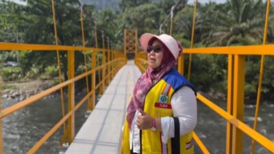 Pembangunan Jembatan Gantung Lubuk Betung Pessel Rampung