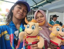 Atlet Renang Sumbar Sumbang Emas di Peparnas Solo