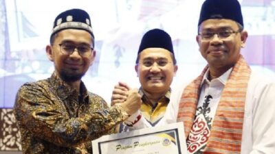 Ribuaan Jemaah Hadiri Tabligh Akbar bersama Ustadz Adi Hidayat di UNP