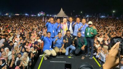 Konser Sumbar 1 Gercep Dipenuhi Lautan Manusia, Massa Kobarkan Semangat Kemenangan untuk Mahyeldi-Vasko