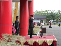 Upacara Hari Pahlawan dan Hari Kesehatan Nasional di Dharmasraya Berlangsung Khidmat