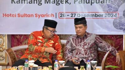 Tingkatkan SDM, Bupati Andri Warman Buka Pelatihan Iman dan Dai