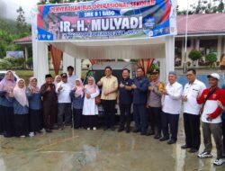 Anggota DPR RI Mulyadi Serahkan Mobil Operasional untuk SMKN 1 Baso