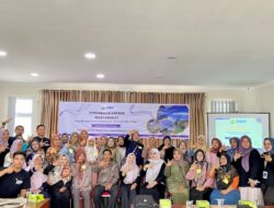 Mahasiswa Magister Ilmu Komunikasi Unand Beri Edukasi Tentang Pentingnya Komunikasi Efektif dan Strategi Pemasaran Digital Bagi Pelaku UMKM di Lawang